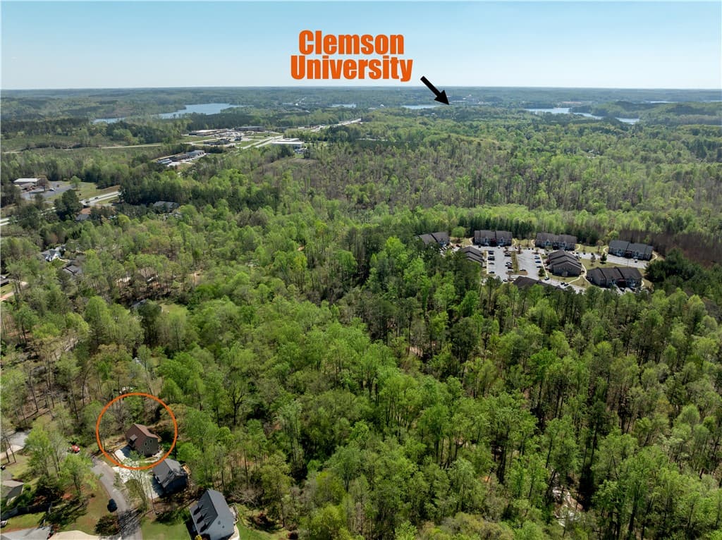 Property image 2 at 3064 Woodale Circle, Seneca, SC 29678