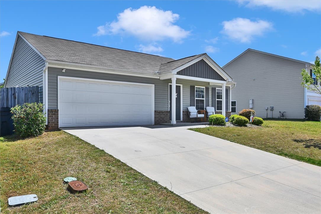 Property image 2 at 418 Reflection Drive, Anderson, SC 29625