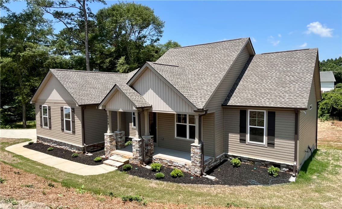 Property image 2 at 606b Parkwood Drive, Anderson, SC 29625
