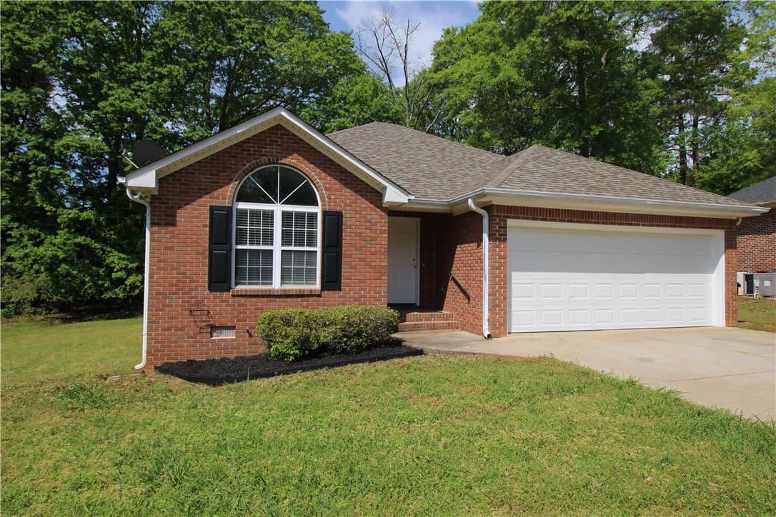 Woodbridge, Anderson Community