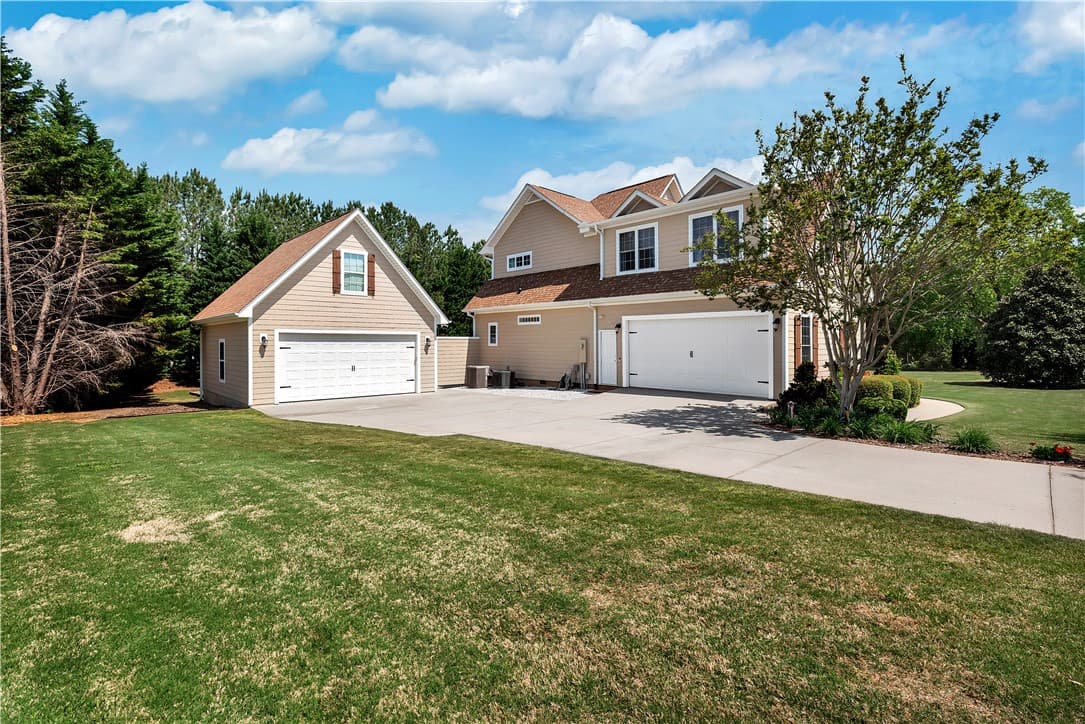 Property image 3 at 102 Woods Drive, West Union, SC 29696
