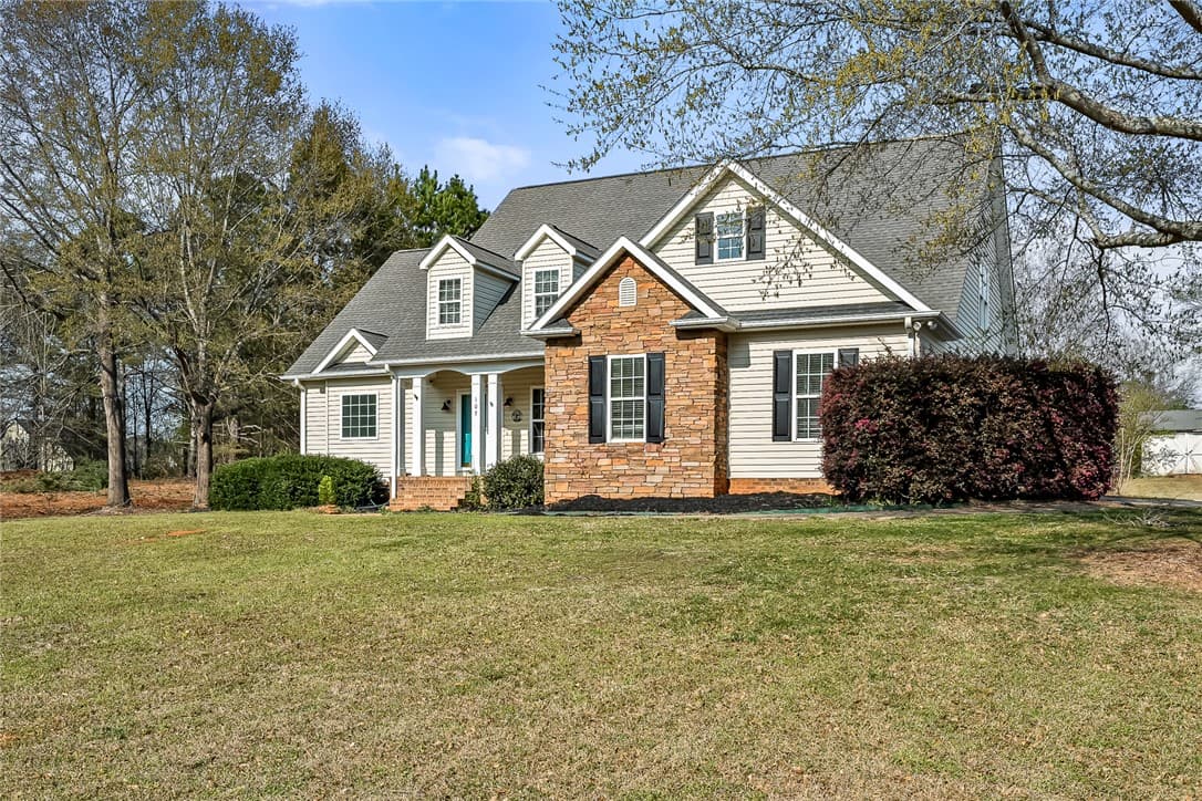 Property image 2 at 107 Cardinal Springs, Belton, SC 29627