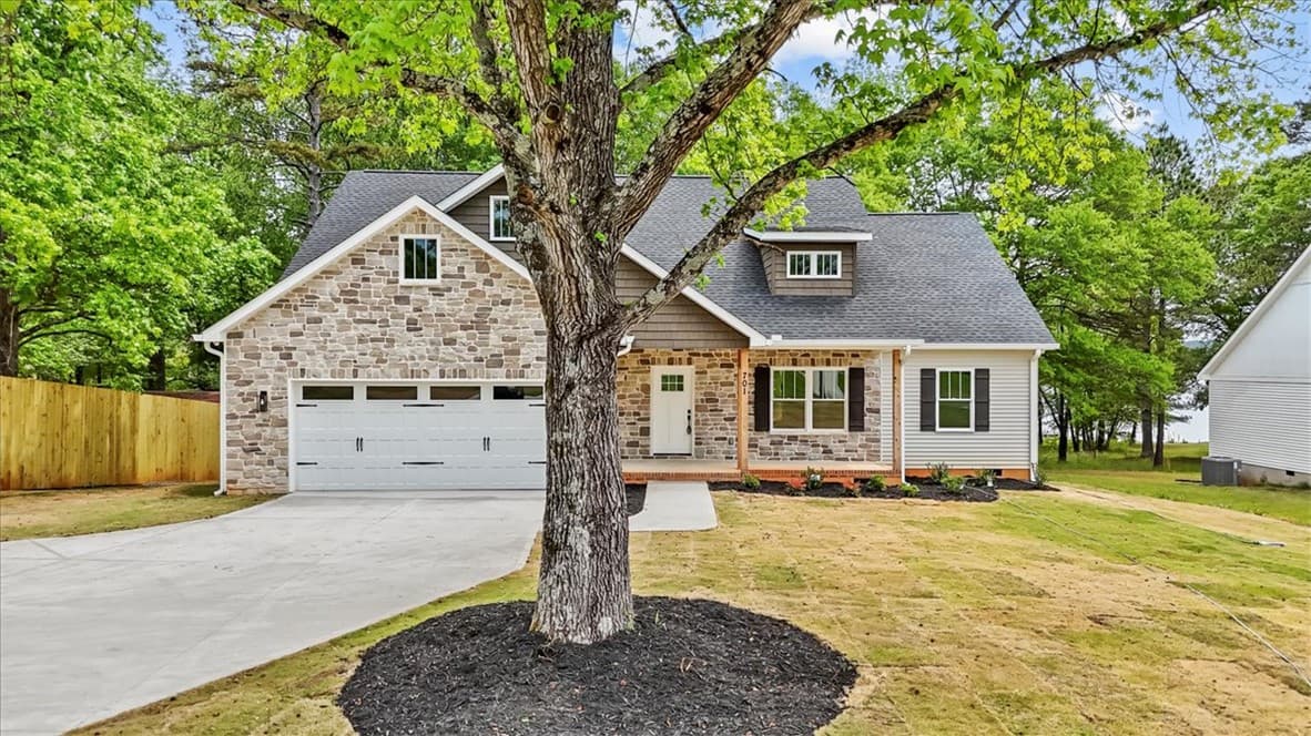 Property image 2 at 701 Coneross Creek Road, Seneca, SC 29678