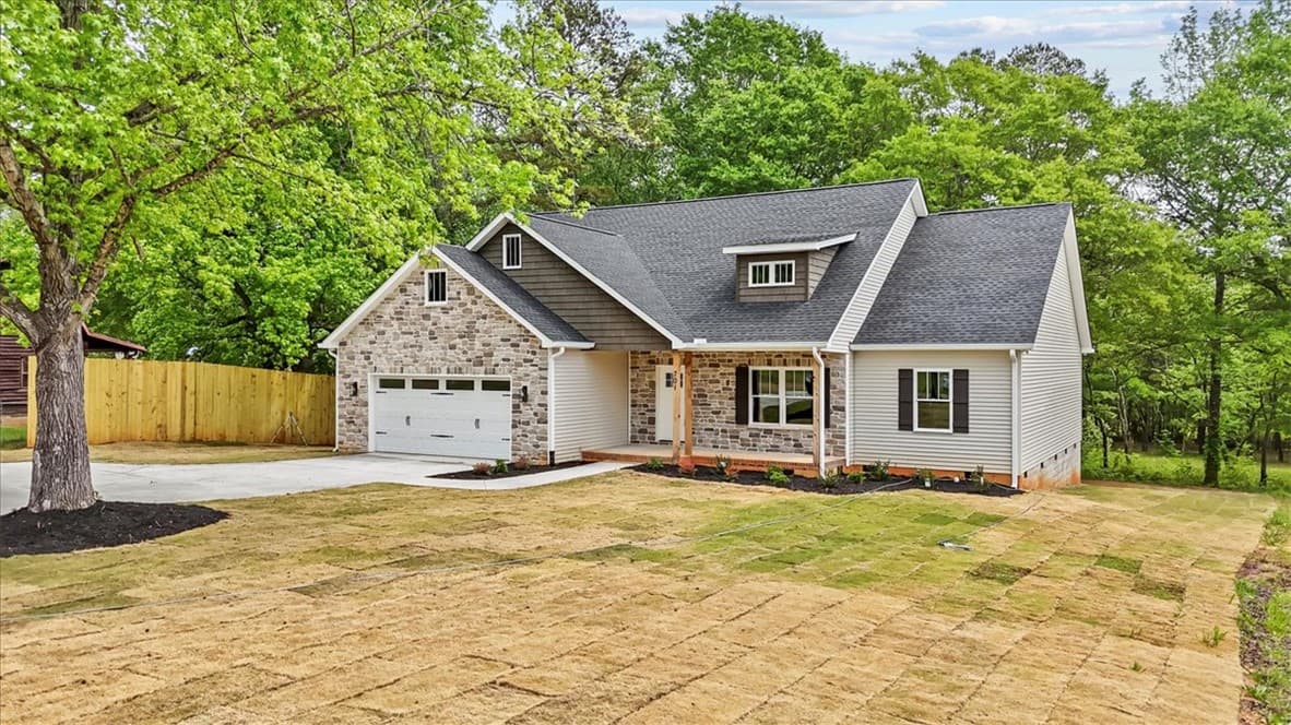 Property image 4 at 701 Coneross Creek Road, Seneca, SC 29678