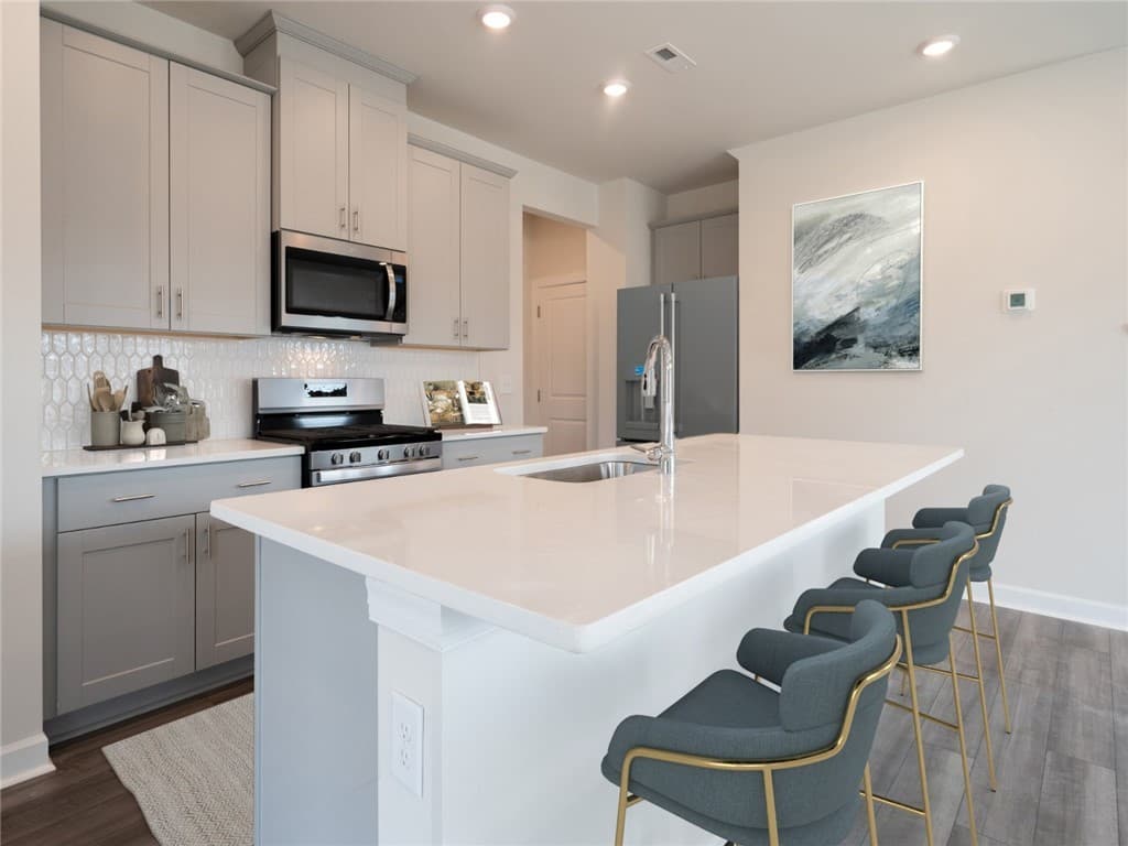 Property image 3 at 119 Gardner Avenue, Gray Court, SC 29645