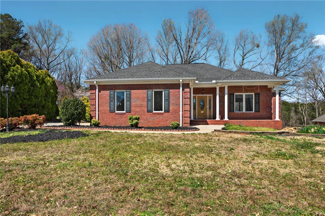 207 Amethyst Way