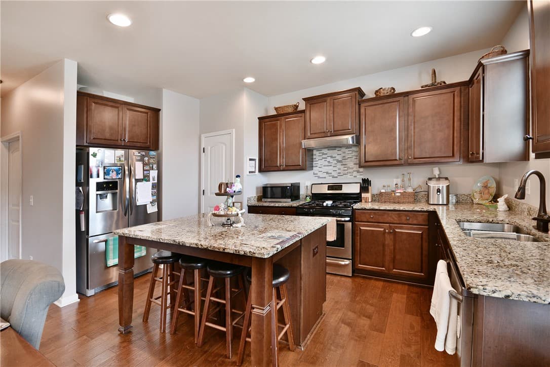 Property image 3 at 200 Marshfield Court, Easley, SC 29642