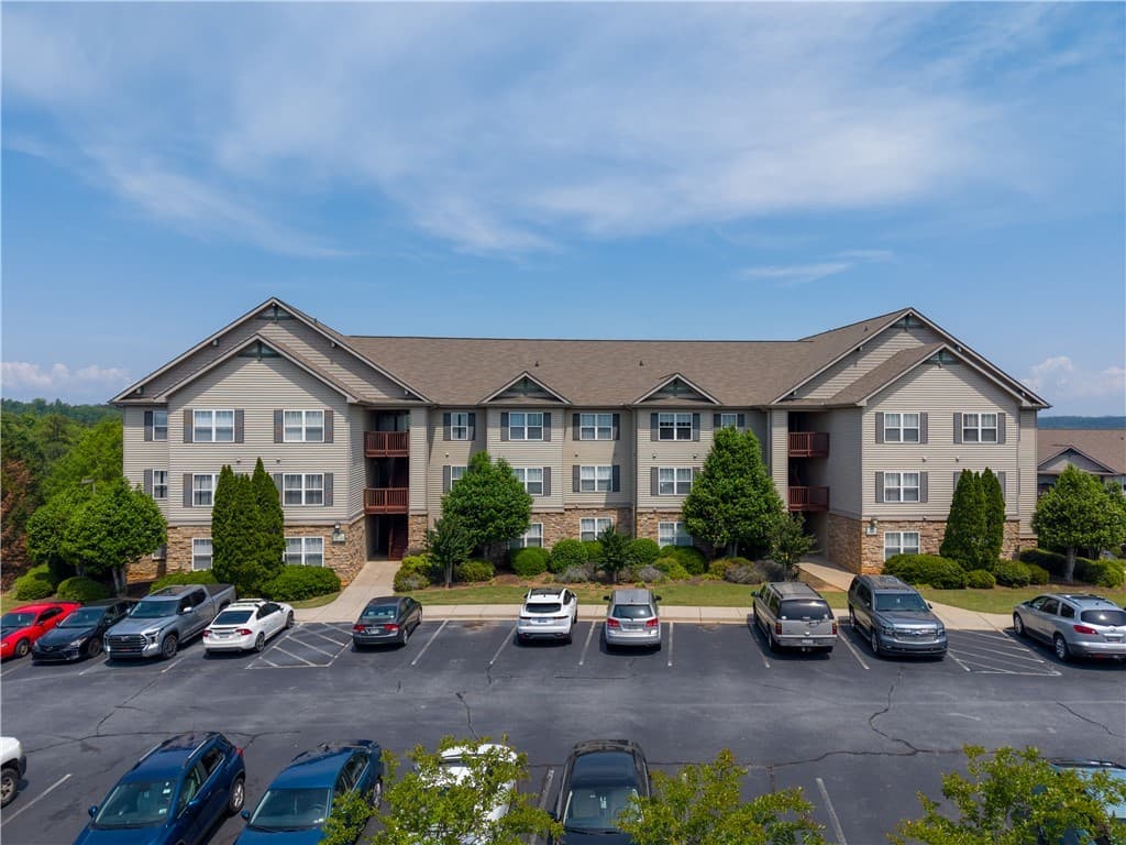 1133 Harts Ridge Drive