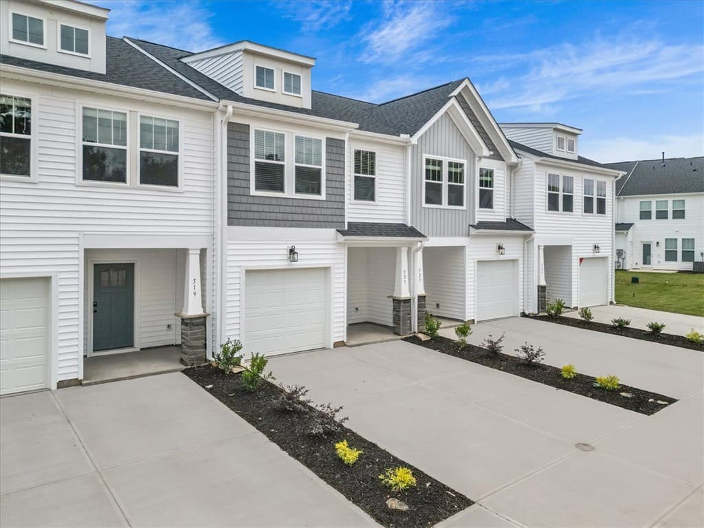 Property image 2 at 521 Harebell Way, Greenville, SC 29617