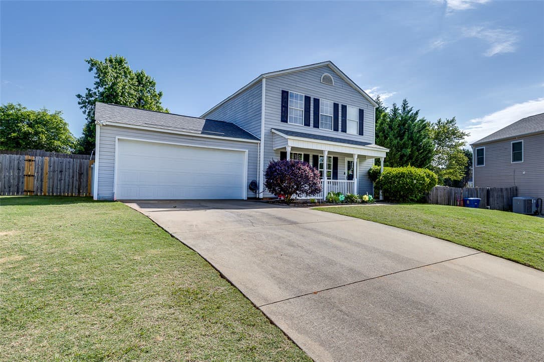 Property image 3 at 544 Kingsman Lane, Easley, SC 29642