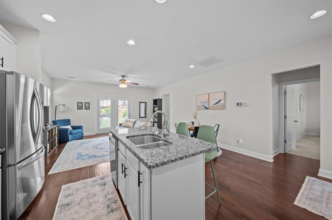 Property image 3 at 6 Kelvyn Street, Greer, SC 29651
