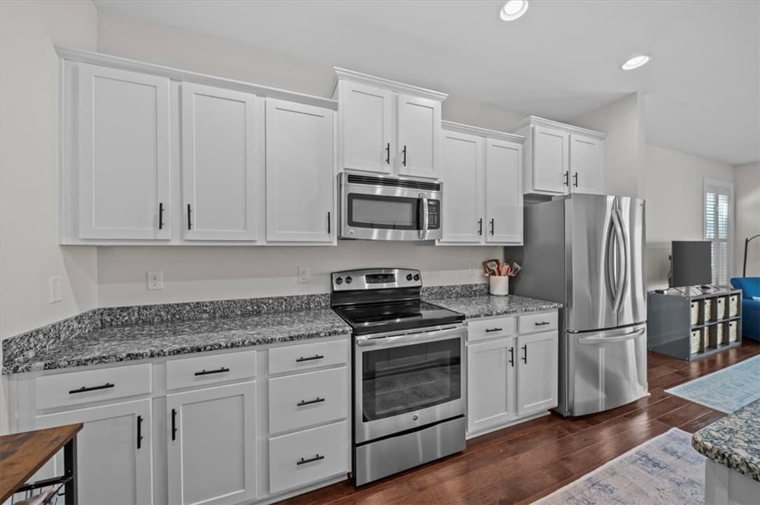 Property image 4 at 6 Kelvyn Street, Greer, SC 29651