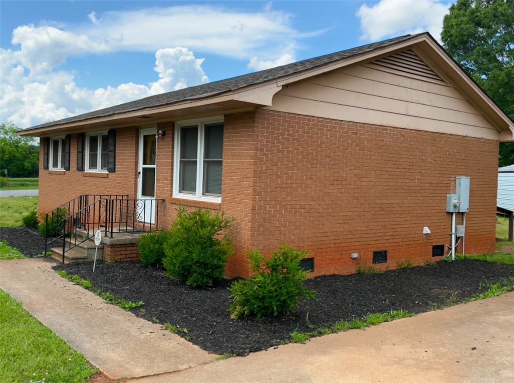 Property image 3 at 105 Sugar Pine Road, Anderson, SC 29626