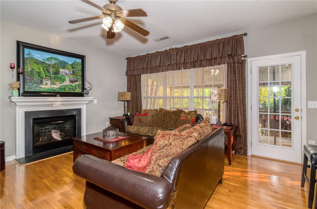 Property image 4 at 606 Greening Drive, Simpsonville, SC 29681
