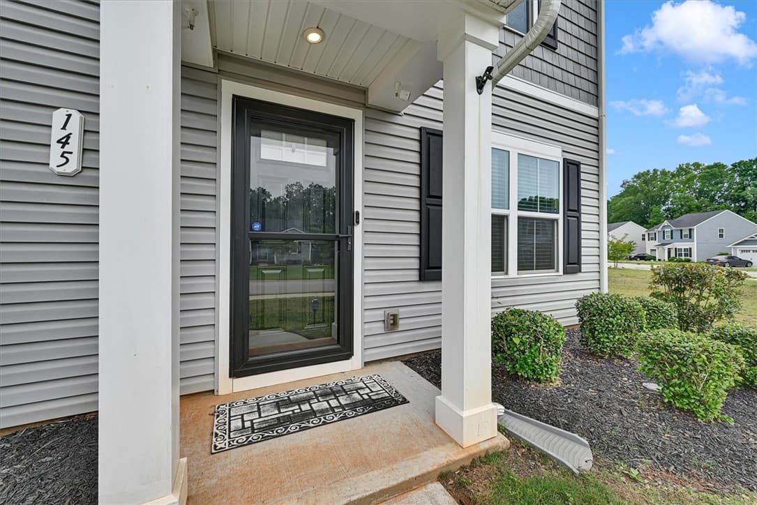 Property image 3 at 145 Queens Mill Court, Pendleton, SC 29670