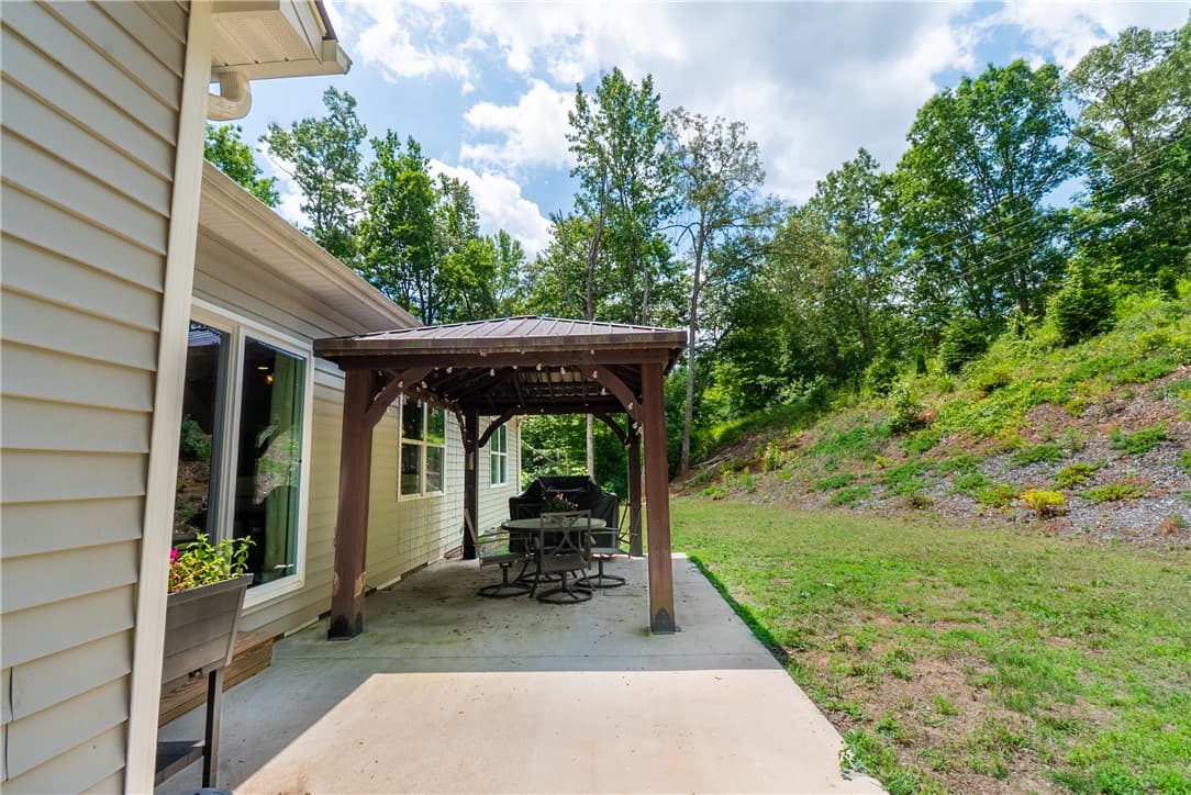 Property image 5 at 1019 Glen Road, Seneca, SC 29672