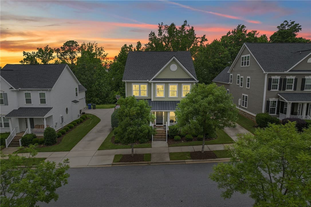 329 Algonquin Trail