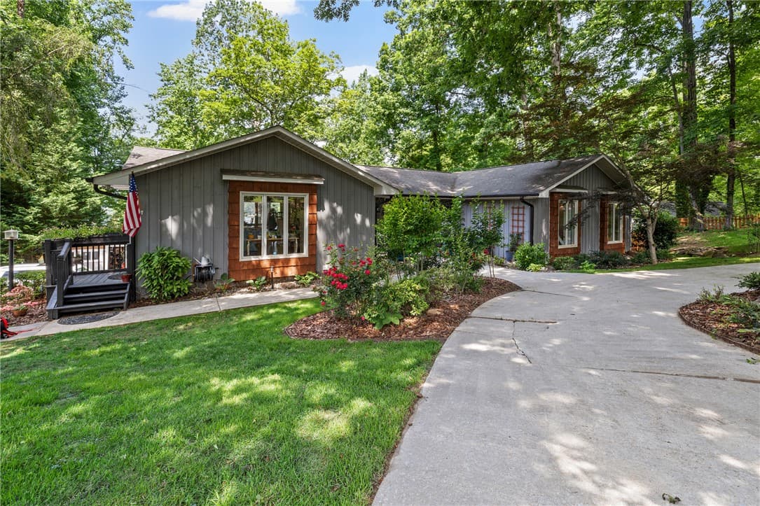 Property image 4 at 101 Westchester Circle, Seneca, SC 29672