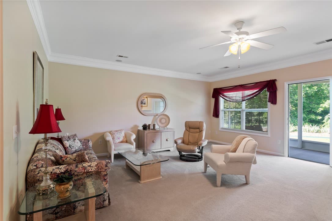 Property image 2 at 704 Nottingham Court, Seneca, SC 29672