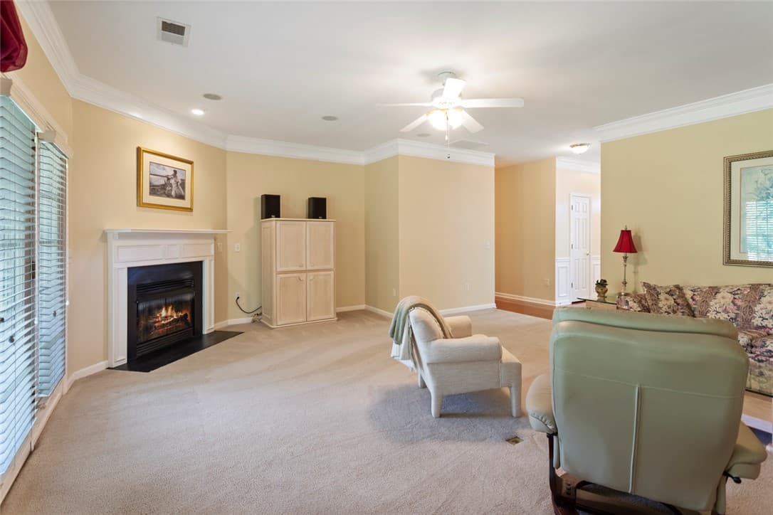 Property image 4 at 704 Nottingham Court, Seneca, SC 29672