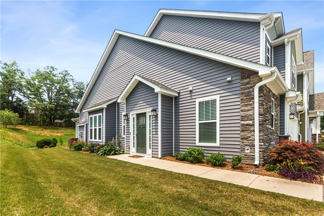 Property image 3 at 109 Creekhaven Lane, Taylors, SC 29687