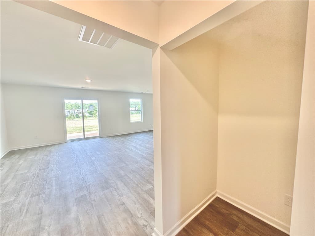 Property image 4 at 536 Seaborn Circle, Pendleton, SC 29670