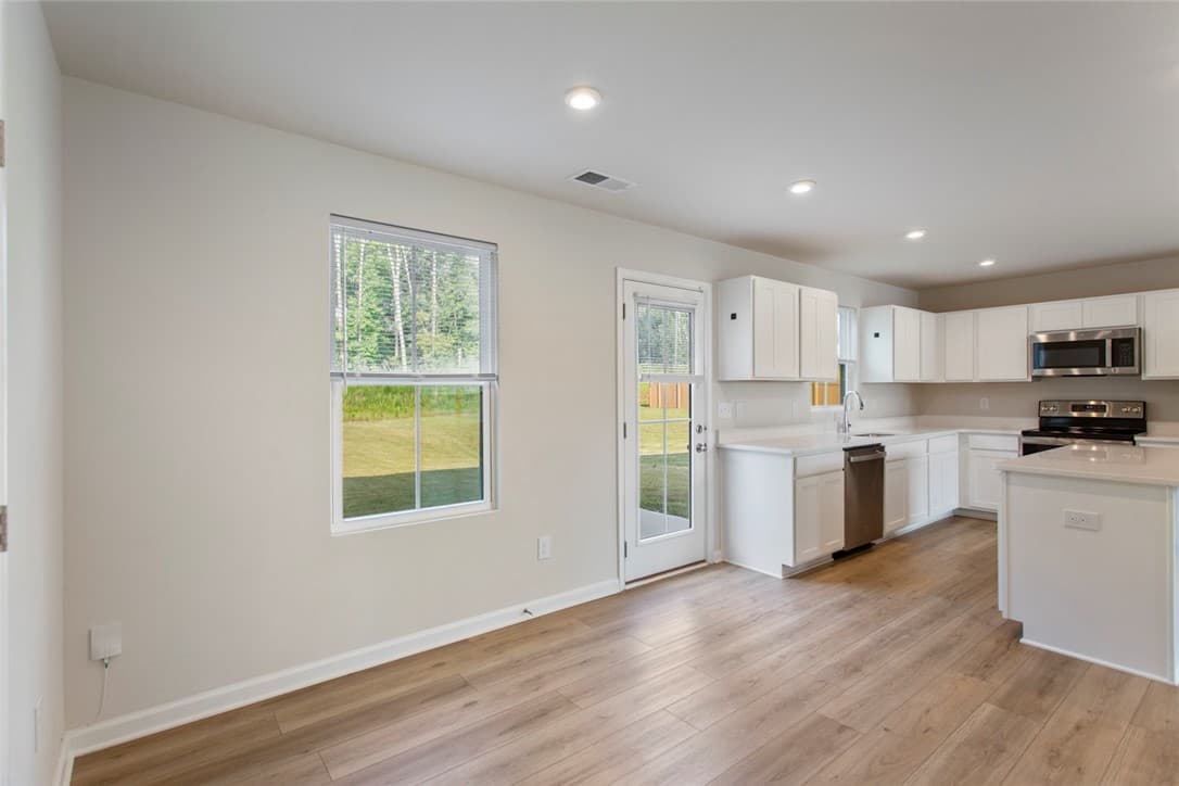 Property image 5 at 257 Utica Bend Court, Seneca, SC 29678
