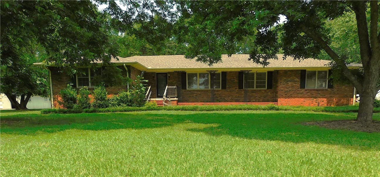 600 Parkwood Drive