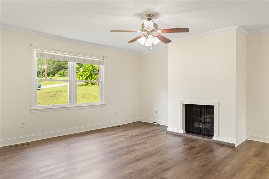 Property image 3 at 205 Fernwood Drive, Seneca, SC 29678