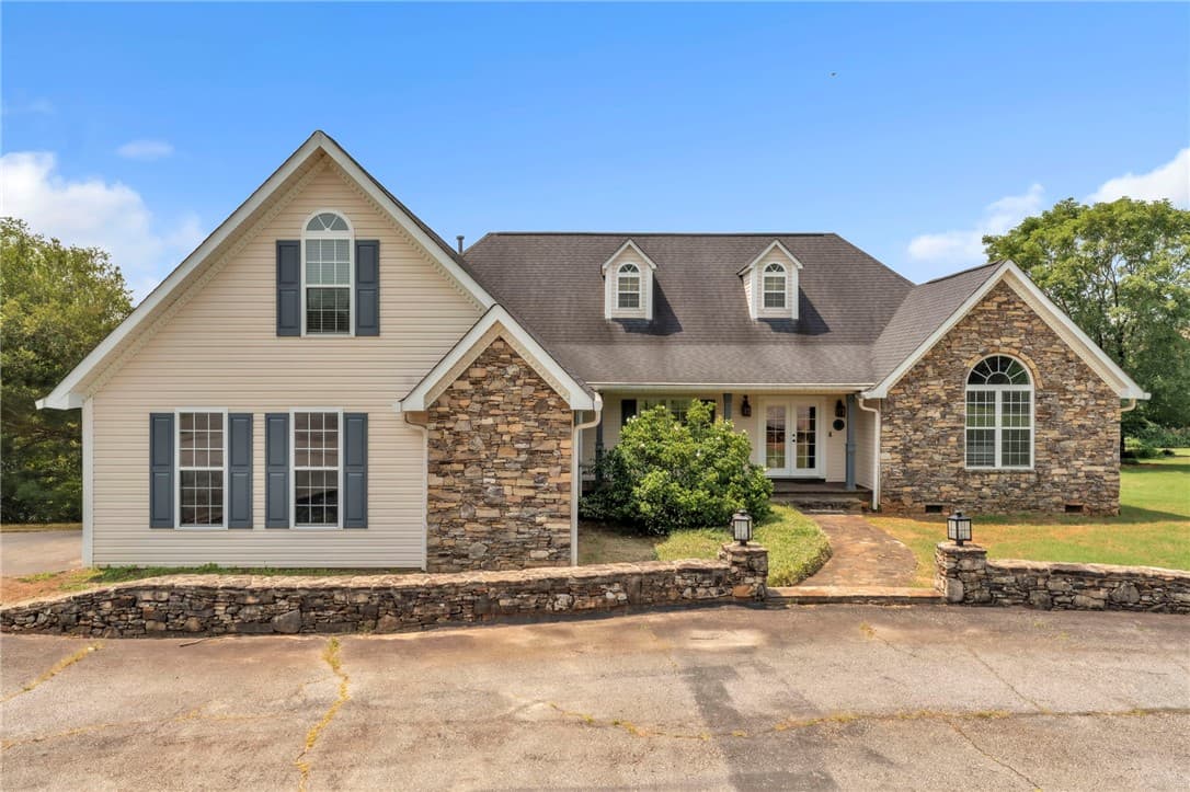 Property image 2 at 116 Fairway Drive, Pickens, SC 29671