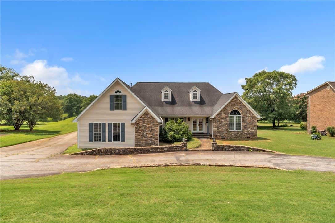 Property image 3 at 116 Fairway Drive, Pickens, SC 29671