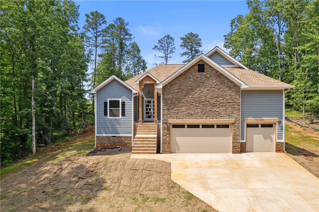 Property image 2 at 2705 Brook Hollow Drive, Seneca, SC 29678