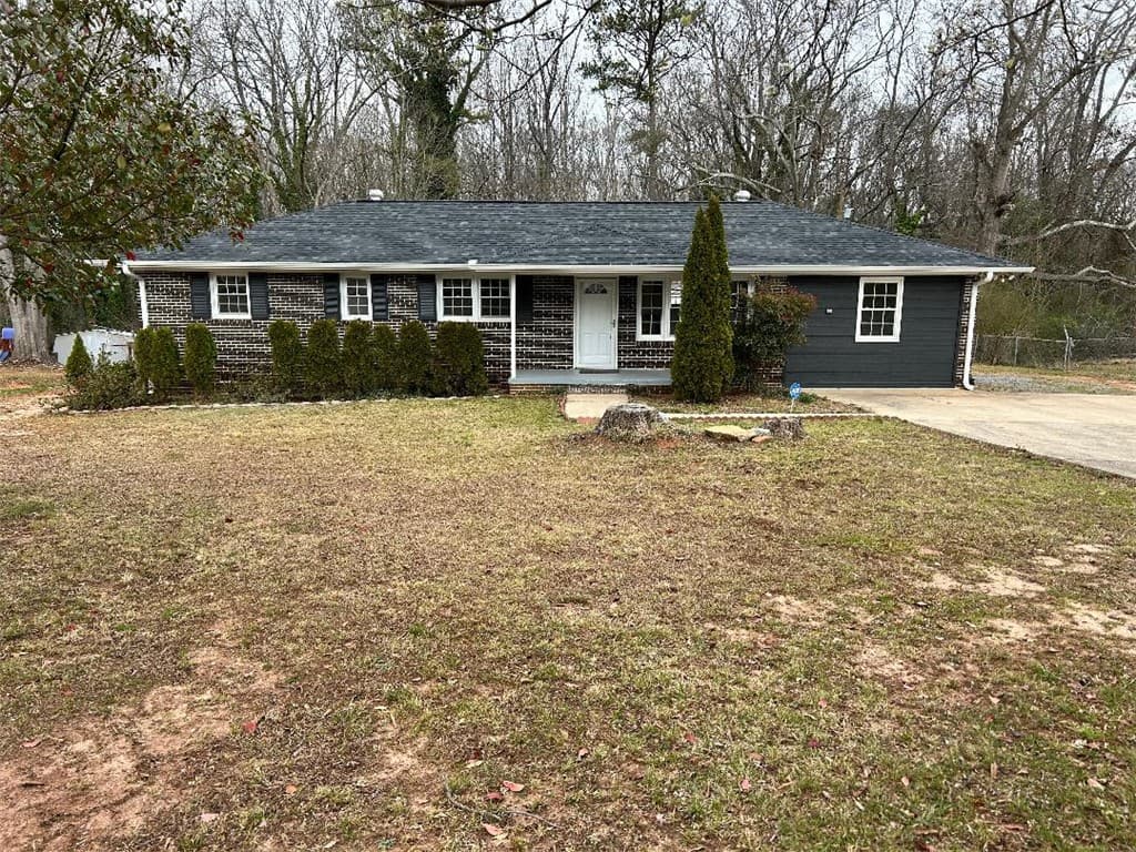 2703 Leftwich Lane