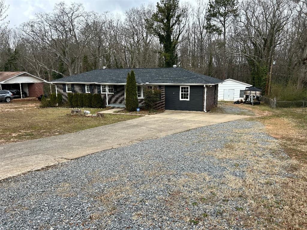 Property image 2 at 2703 Leftwich Lane, Anderson, SC 29621