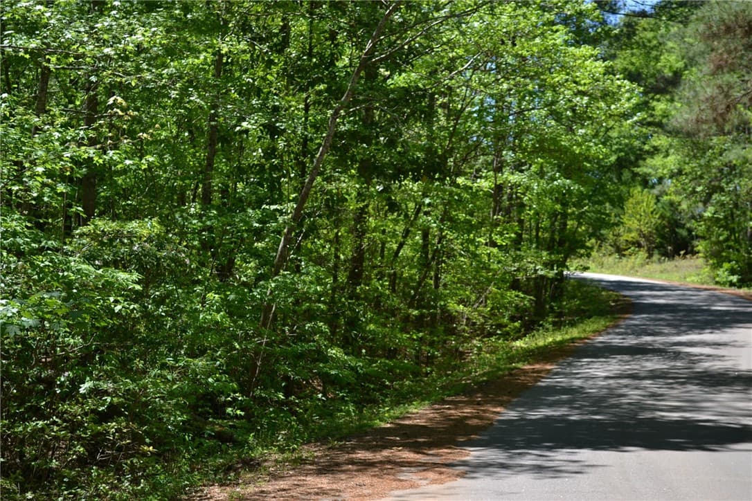 Property image 2 at 1524 Woodbury Road, Seneca, SC 29672